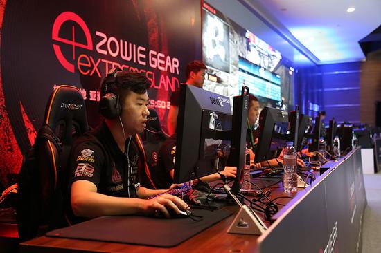 正是队长气 正是队长气